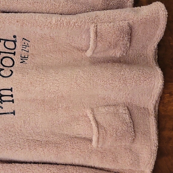 Oversized sherpalike pullover top M NWOT - Picture 3 of 7